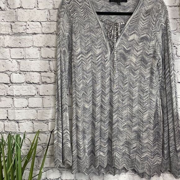 WHBM Long Tunic V-Neck Dressy Sweater‎ Flare Sleeve Metallic Silver Grey M - Picture 2 of 14